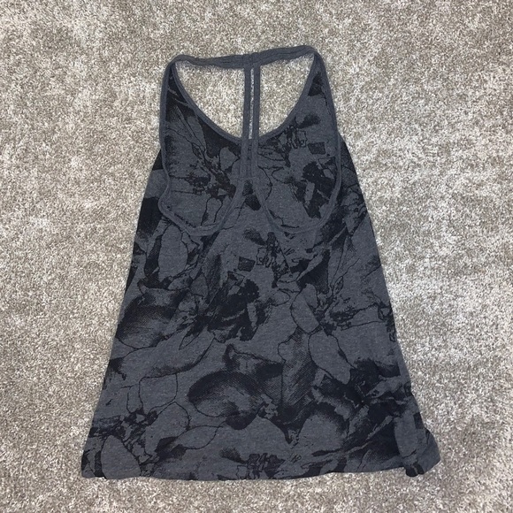 Old Navy Active Womens Tanktop - Picture 6 of 7